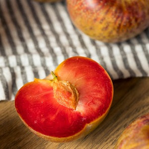 Pluot : FLAVOR SUPREME porte-greffe nain ( Krymsk 1 )